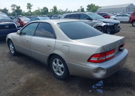 1999 Lexus Es 300 z USA, uszkodzony, nr VIN JT8BF28G2X0218812